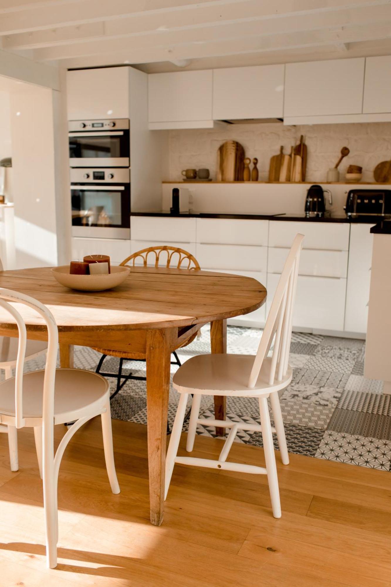 Logement Entier Ou A Partager Dans Maison Familiale A Rueil Malmaison, Proche De Paris La Defense エクステリア 写真