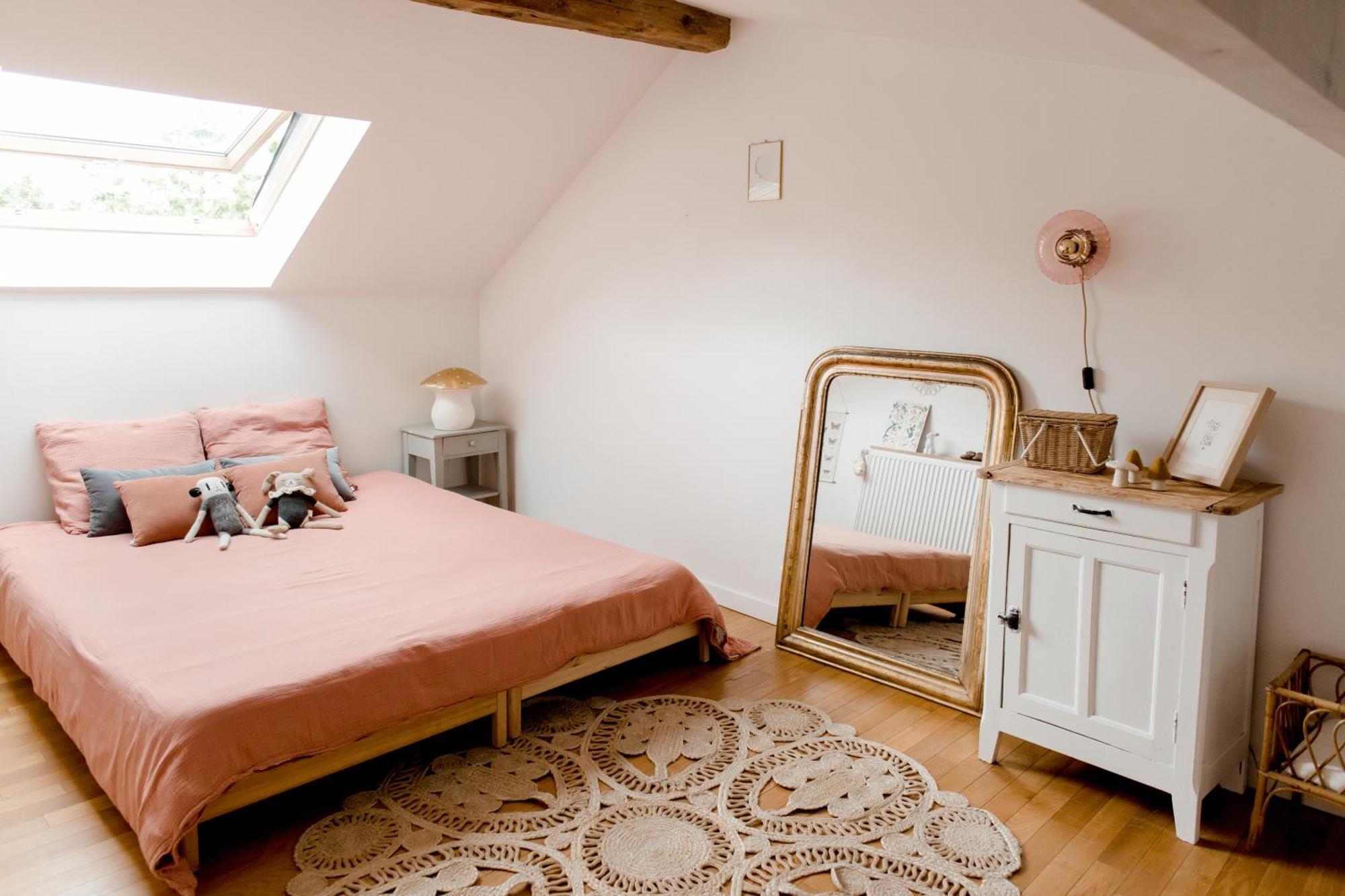 Logement Entier Ou A Partager Dans Maison Familiale A Rueil Malmaison, Proche De Paris La Defense エクステリア 写真